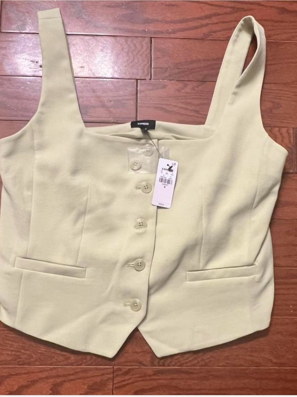 Express Women's Sleeveless Button Vest in Pale Green